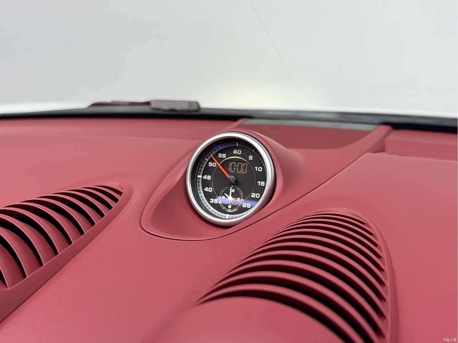 Porsche Boxster, 2026 4