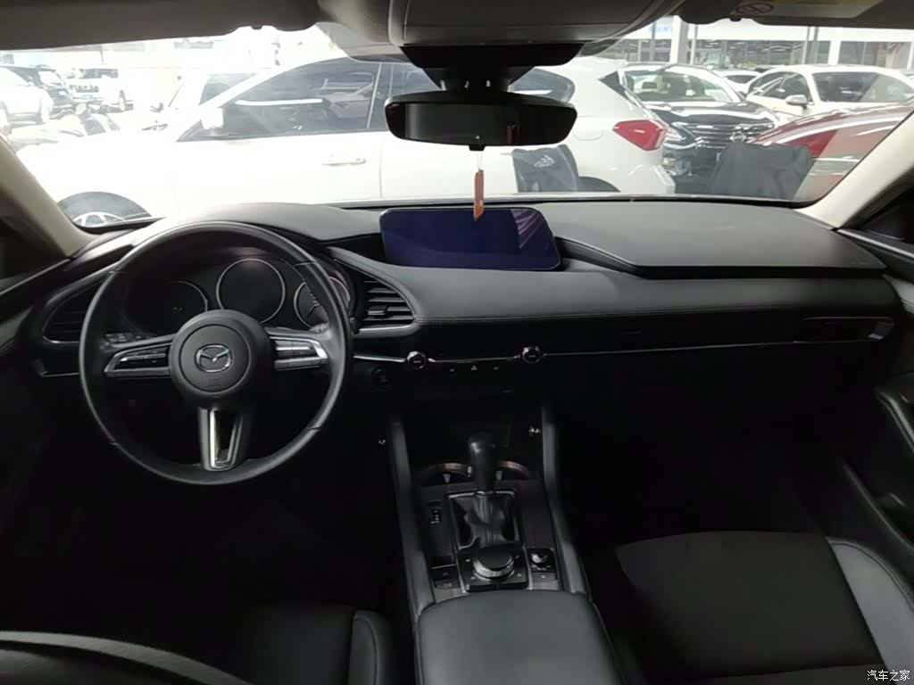 Mazda Mazda3, 2022 10