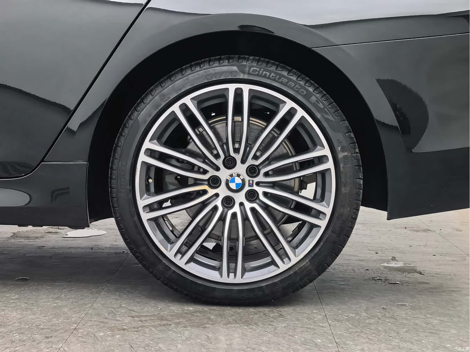 BMW 5 Series, 2017 12