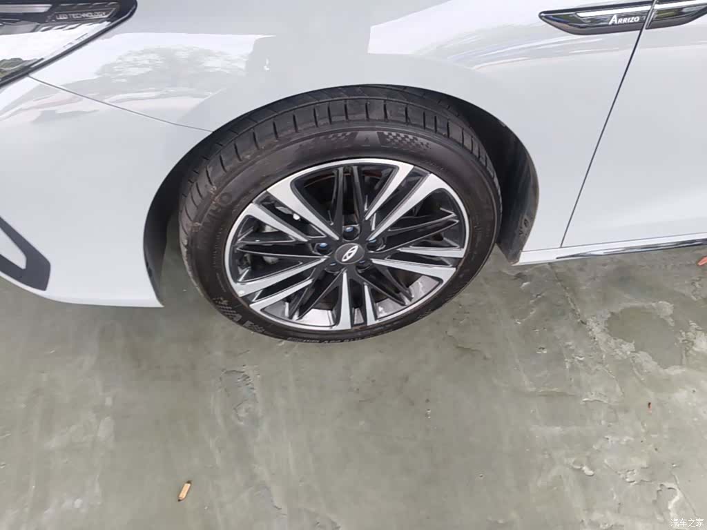 Chery Arrizo 8, 2025 23