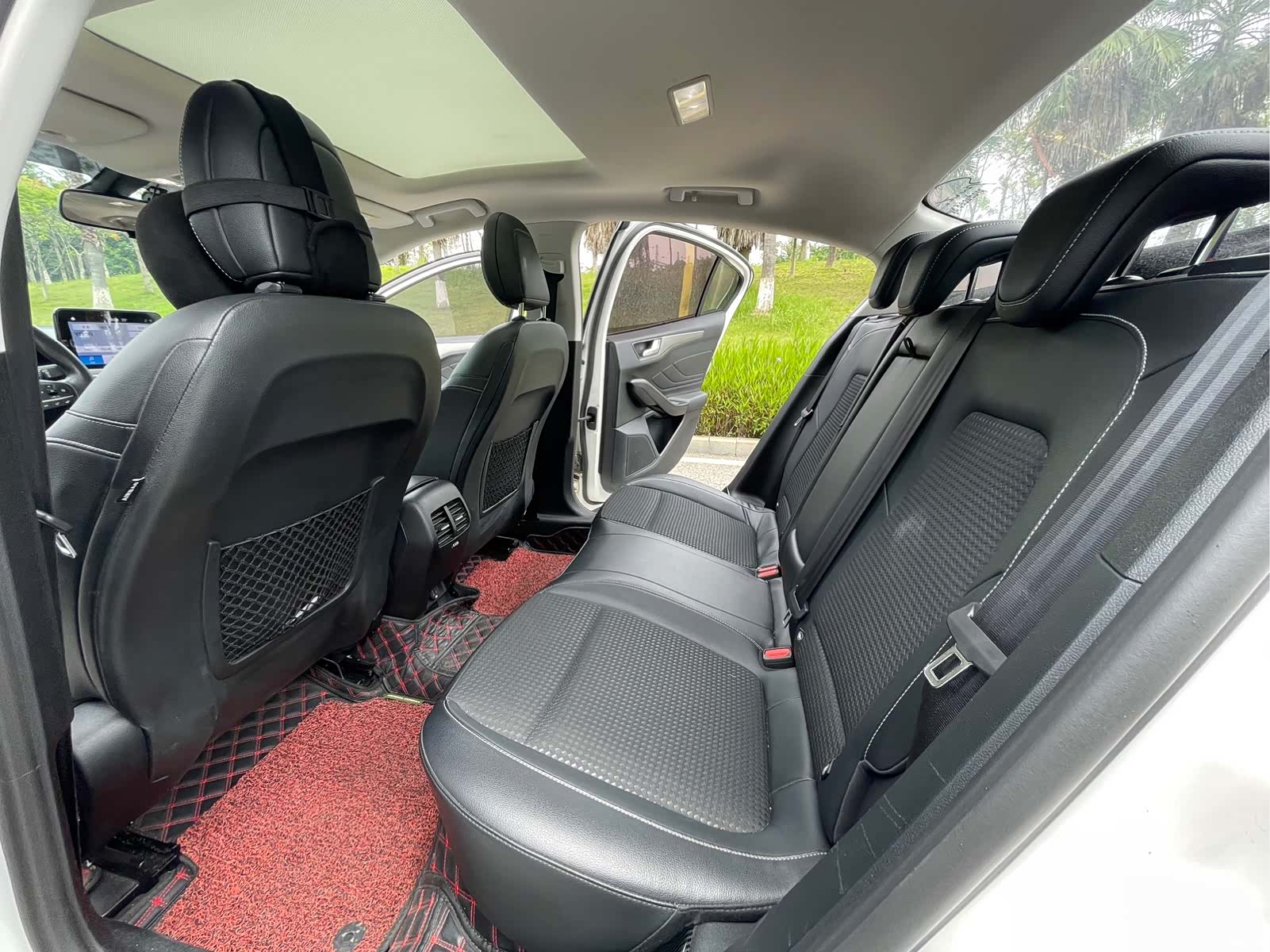 Ford Focus, 2021 8