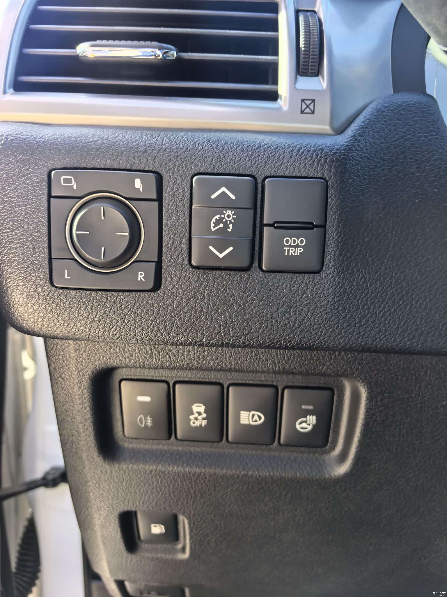 Lexus GX, 2024 11