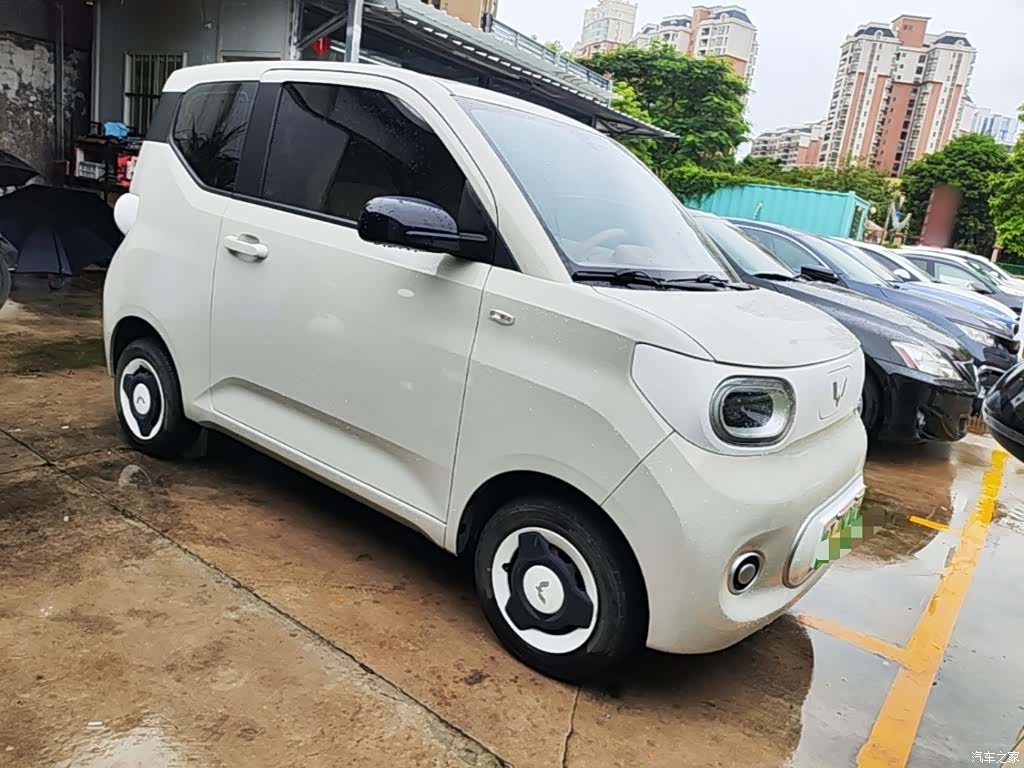 Wuling MINIEV, 2025 4