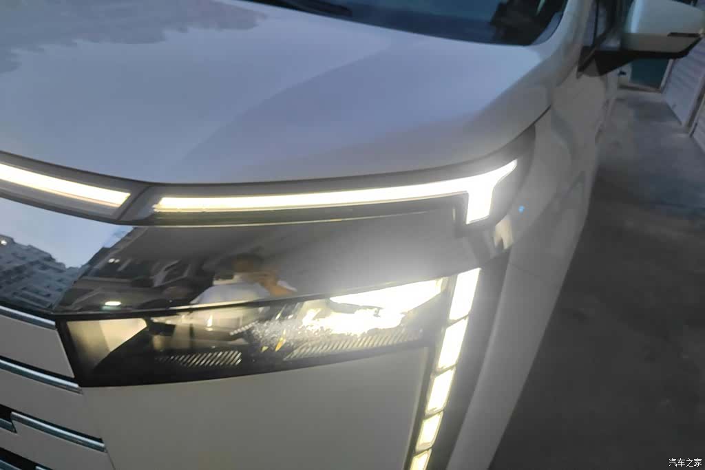Trumpchi E8, 2024 все фото