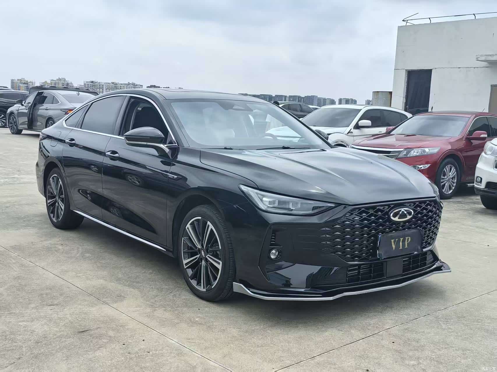 Chery Arrizo 8, 2026 4