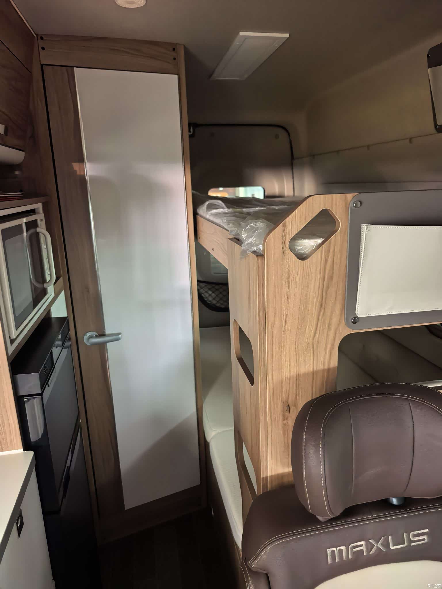 Maxus V100, 2023 10