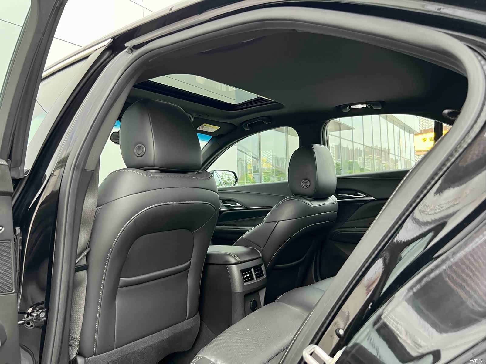 Cadillac CT4, 2023 12