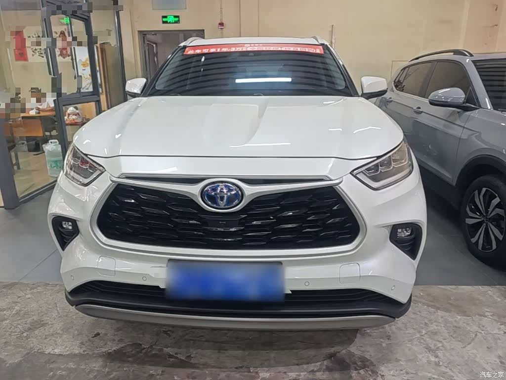 Toyota Highlander, 2022 3