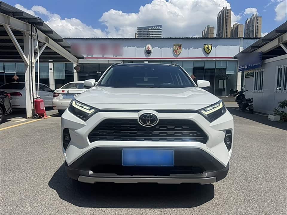 Toyota RAV4 Rongfang