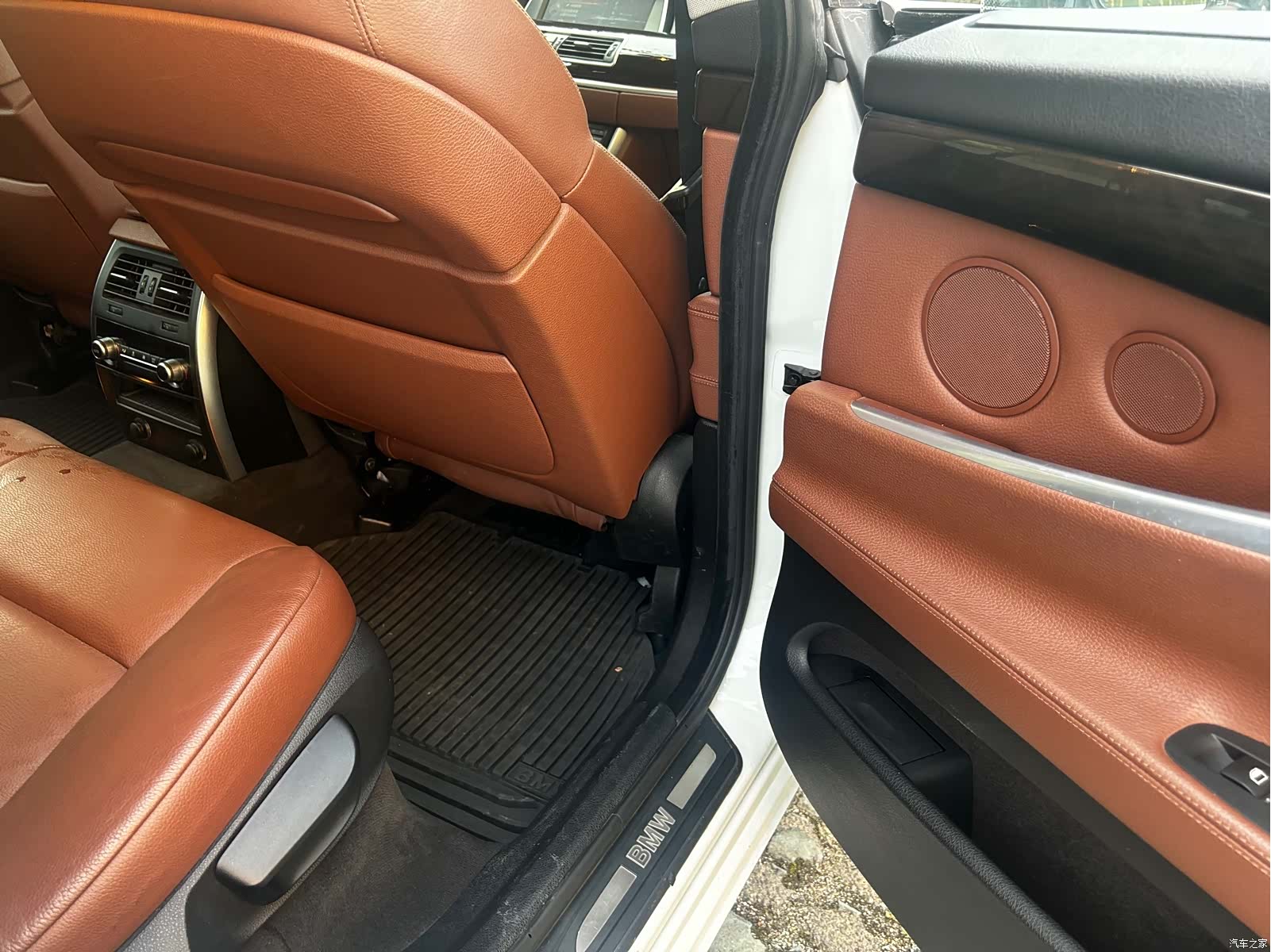 BMW 5 Series, 2013 10