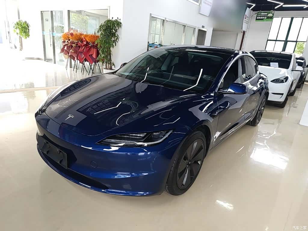 Tesla Model 3, 2025 2