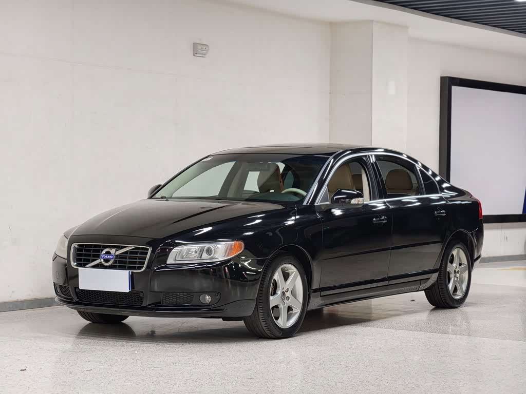Volvo S80L 2010 2.5T