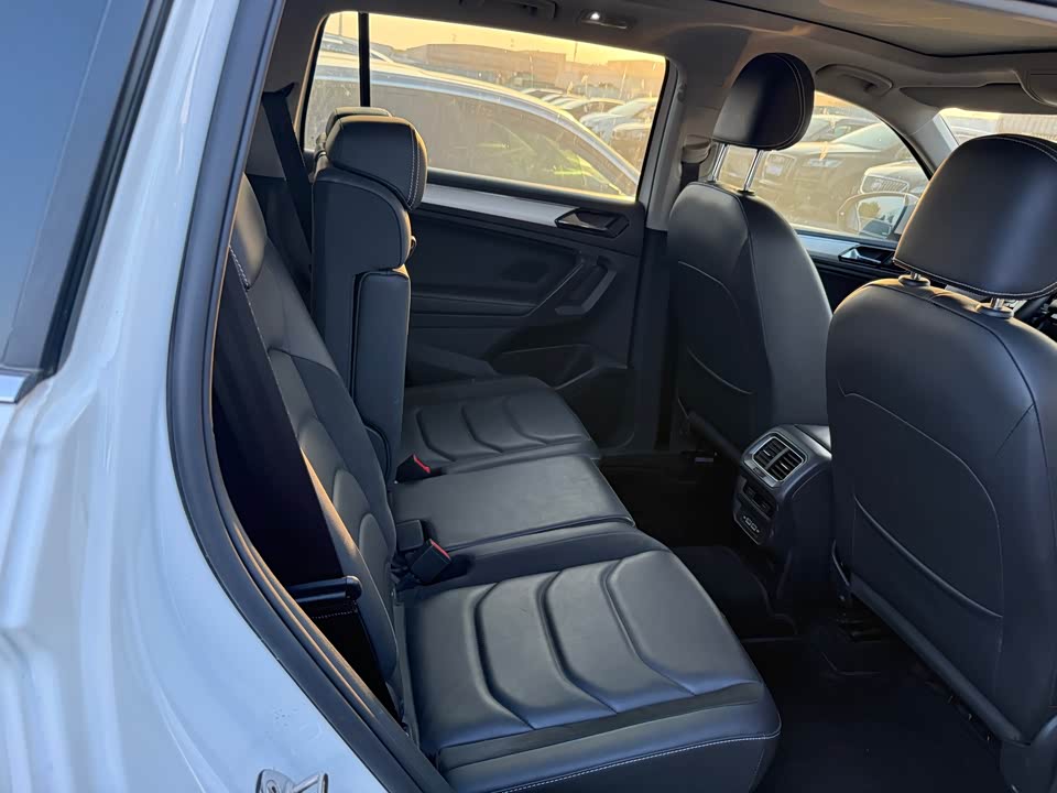 Volkswagen Tiguan L Volkswagen Tiguan L