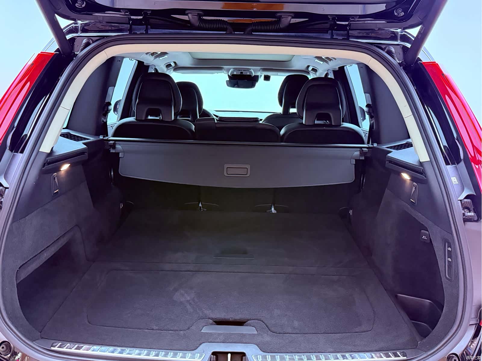 Volvo XC90, 2017 31