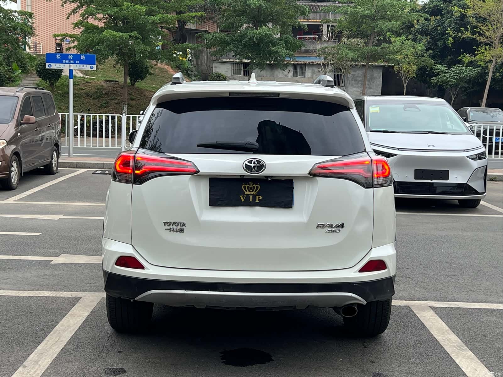 Toyota RAV4, 2017 10