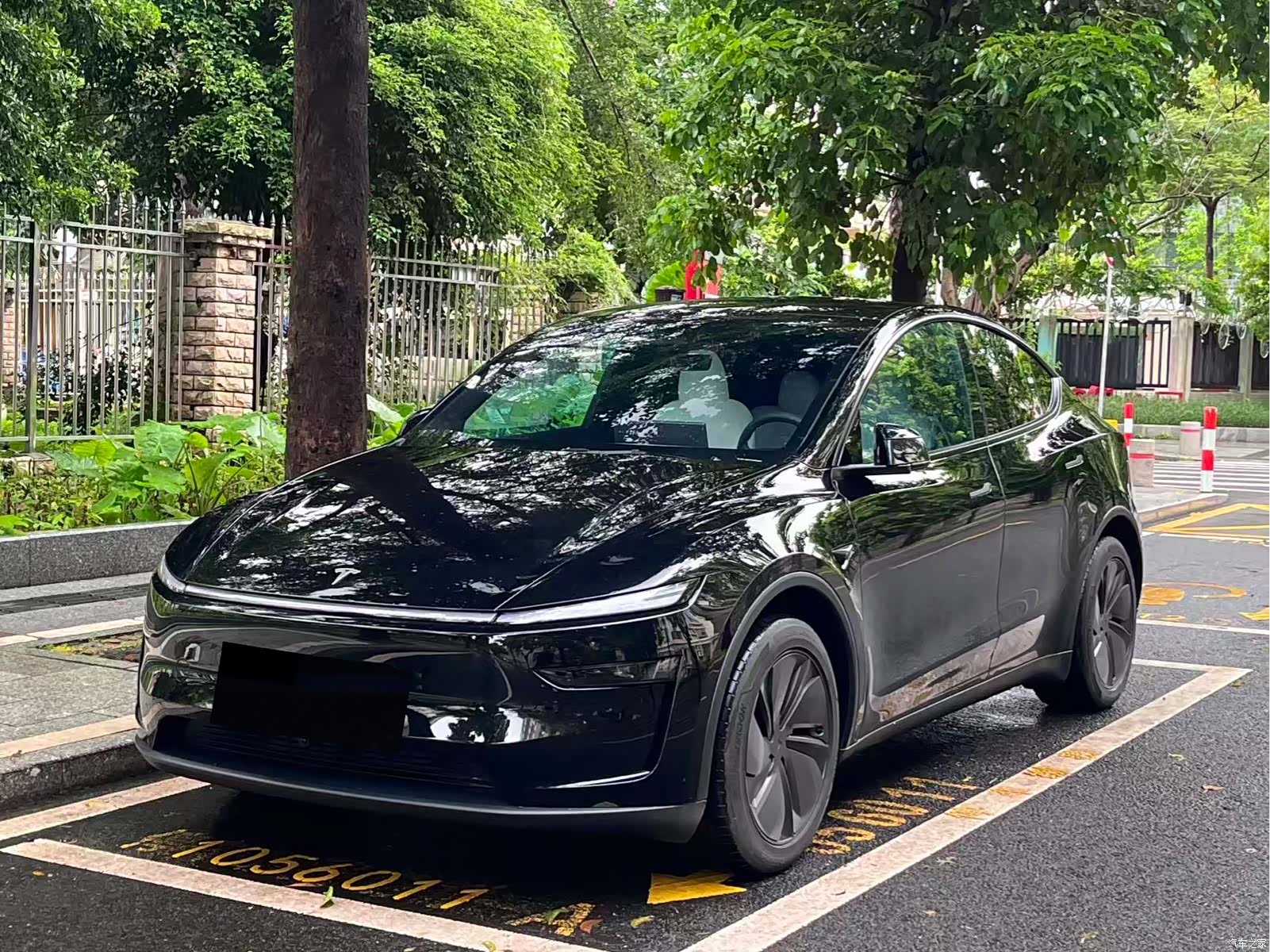 Tesla Model Y, 2026 1
