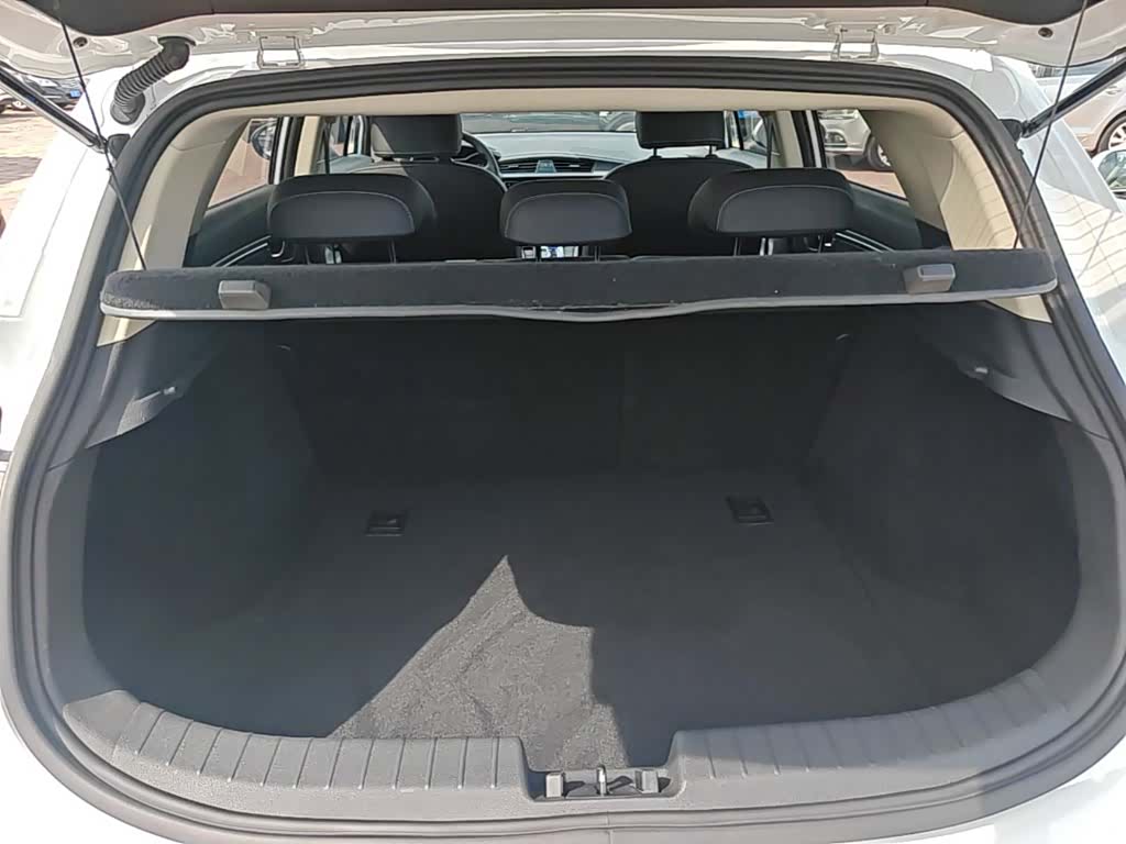 Geely Emgrand, 2019 19