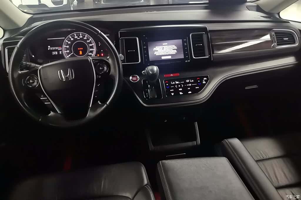 Honda Elysion, 2018 12