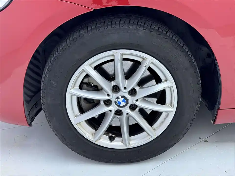 BMW 2 series station wagon