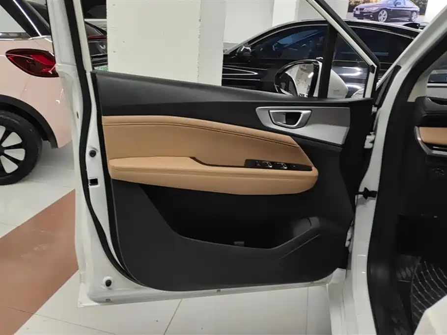 Wuling Wuling Jiachen