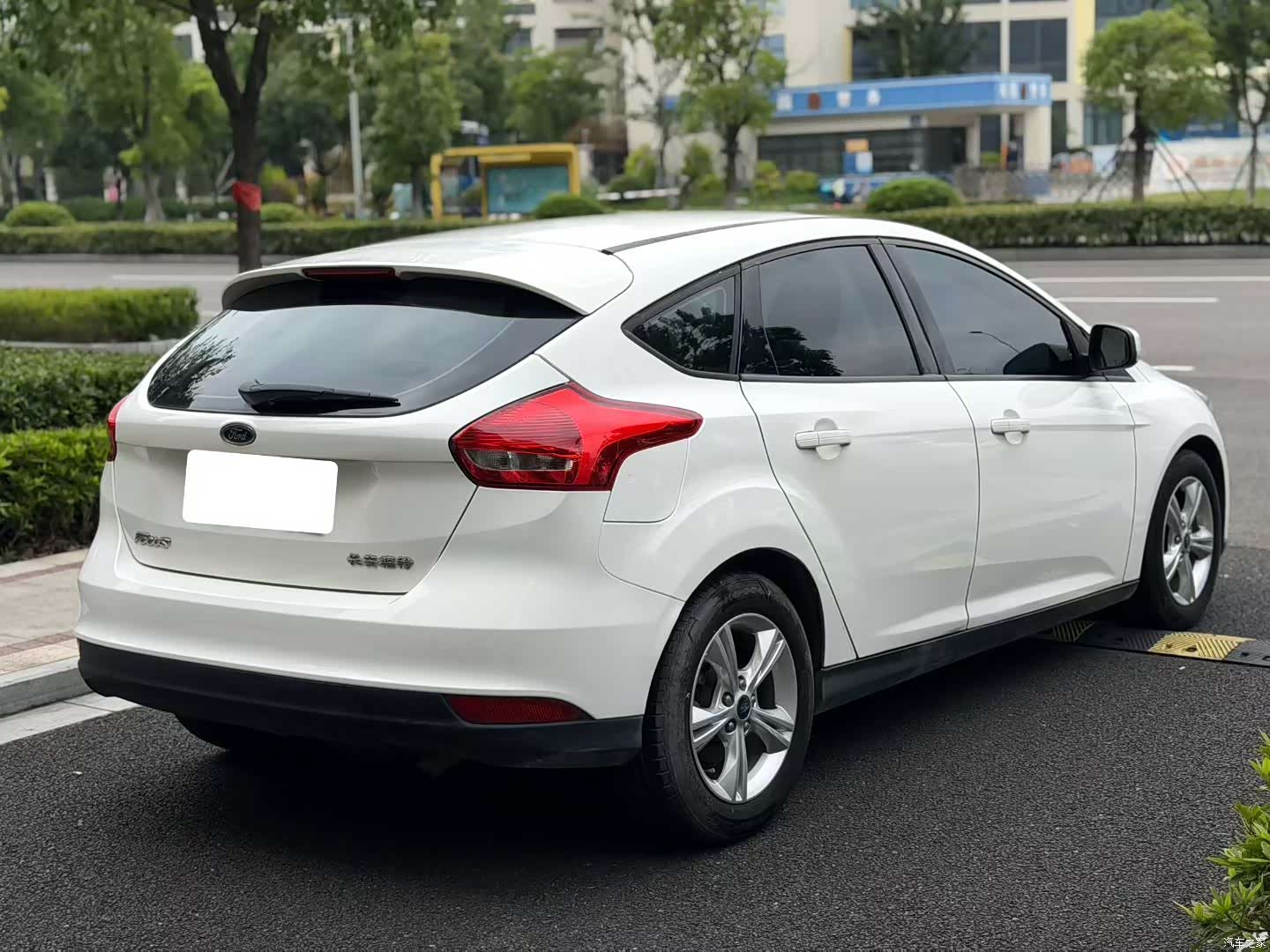 Ford Focus, 2015 9