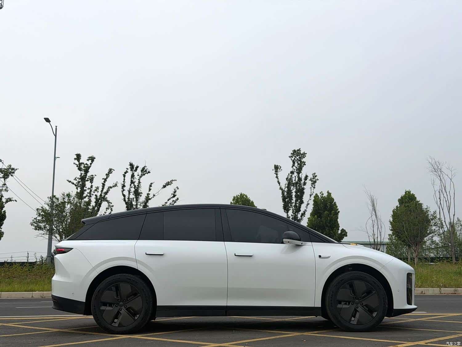 Li Auto i6, 2026 12