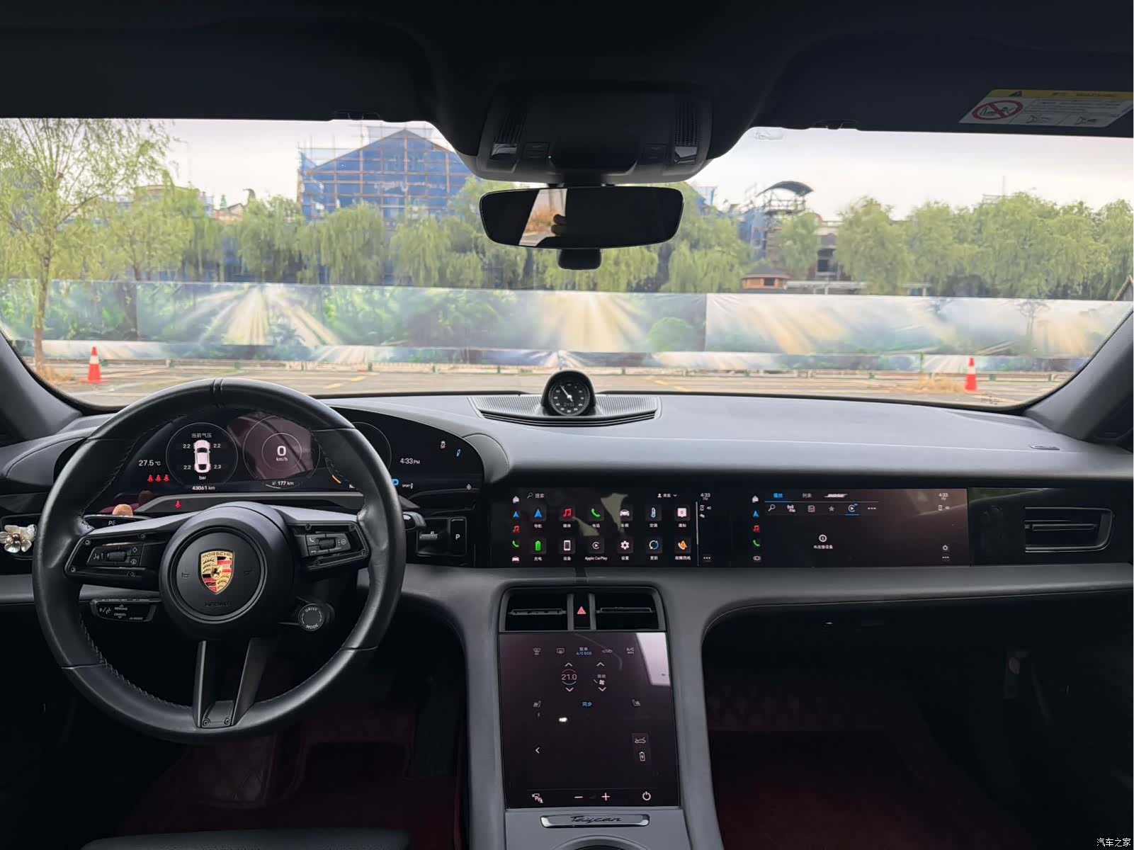 Porsche Taycan, 2021 8