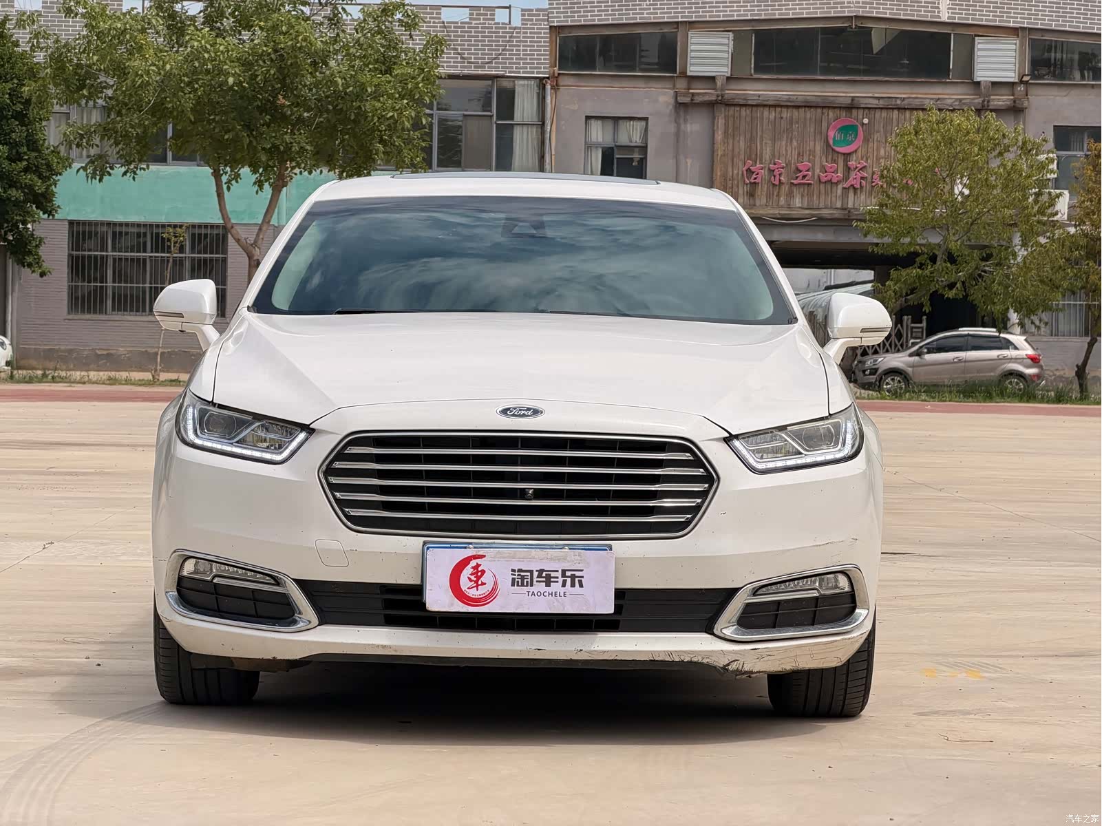 Ford Taurus, 2018 1