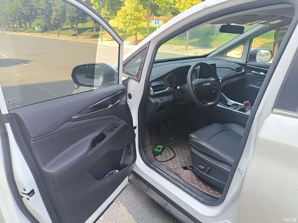Maxus G50, 2023 16