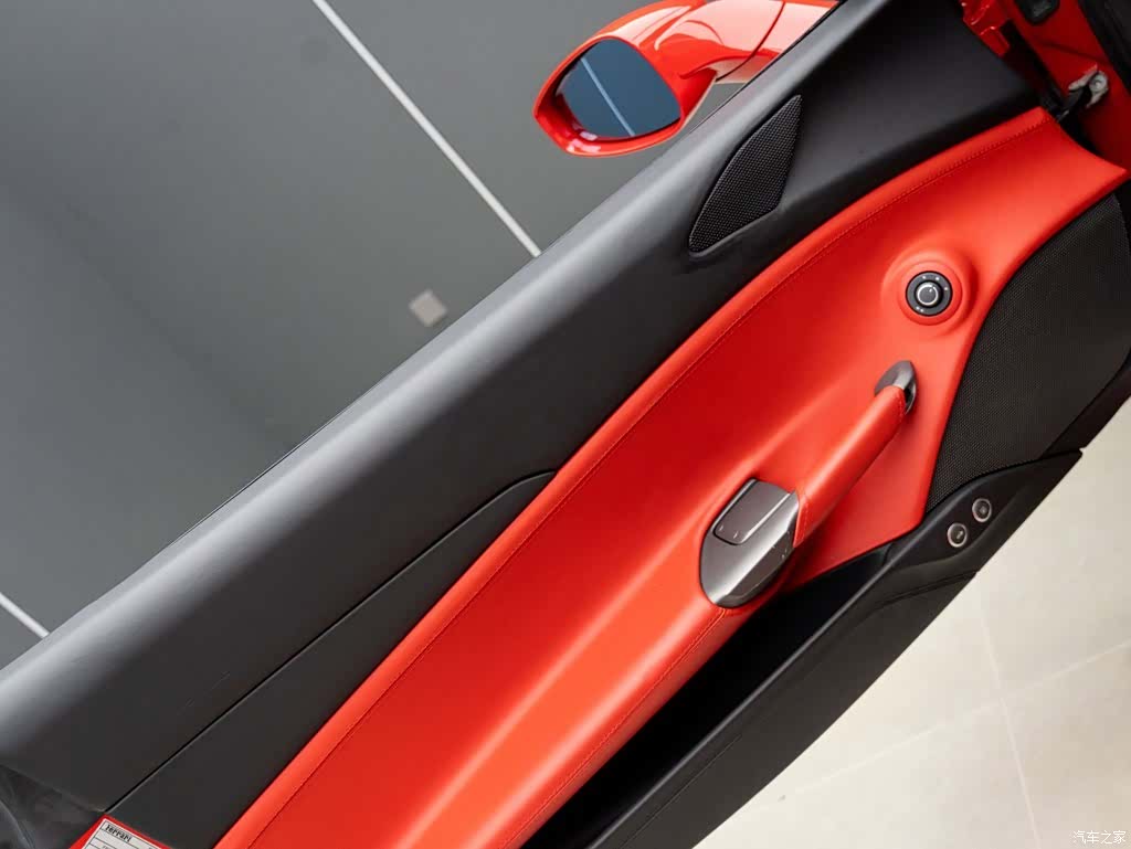 Ferrari 488, 2018 9