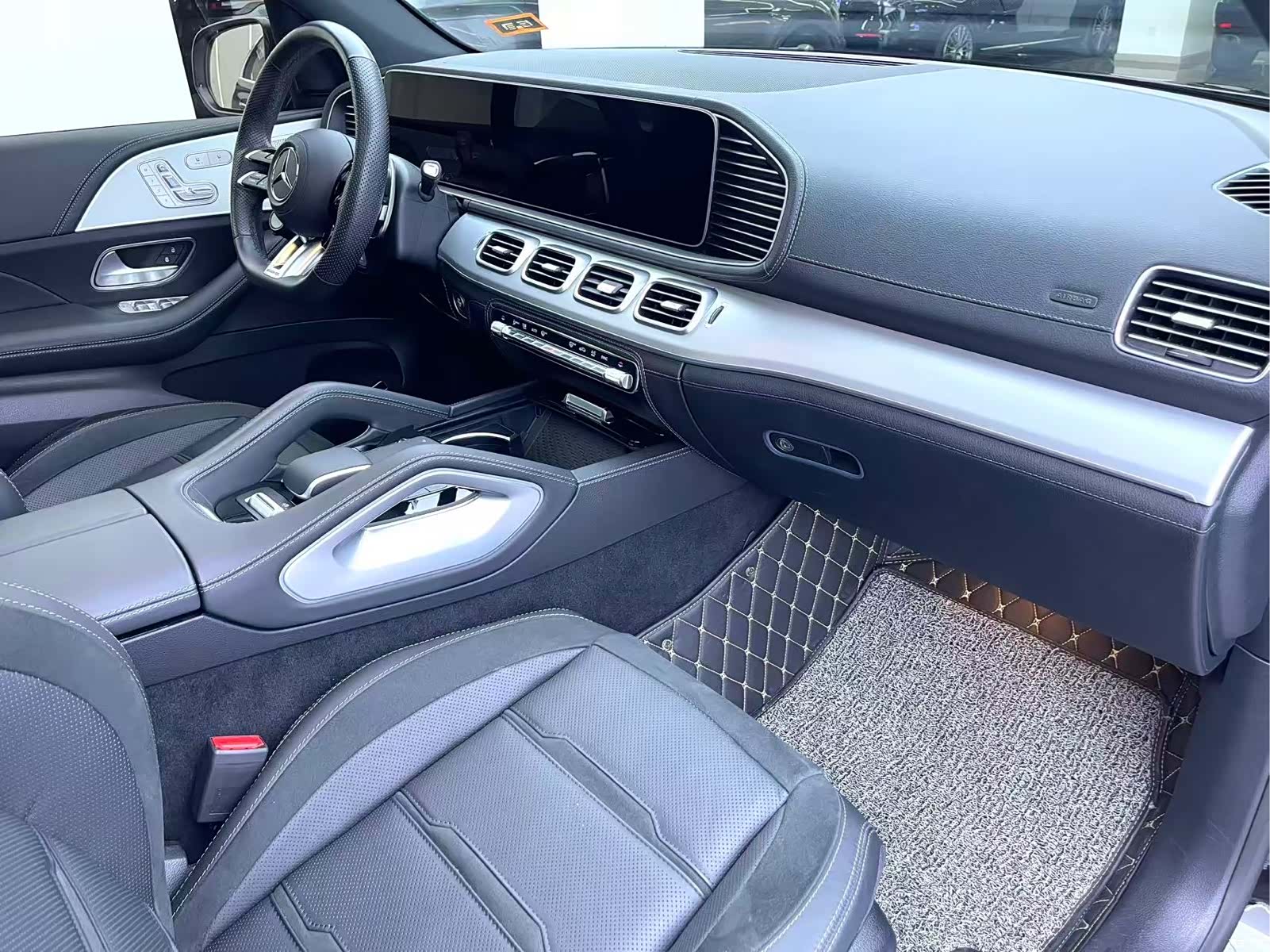 Mercedes-Benz GLE, 2023 10