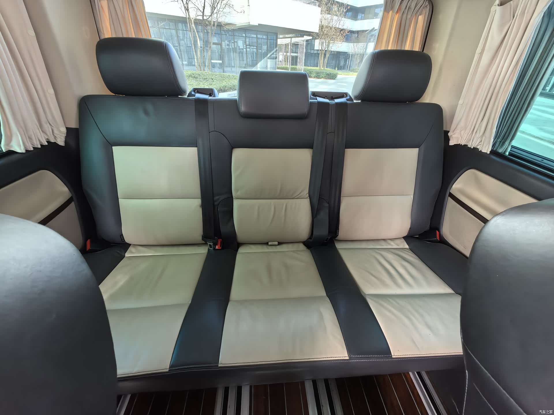 Volkswagen 65, 2016 24