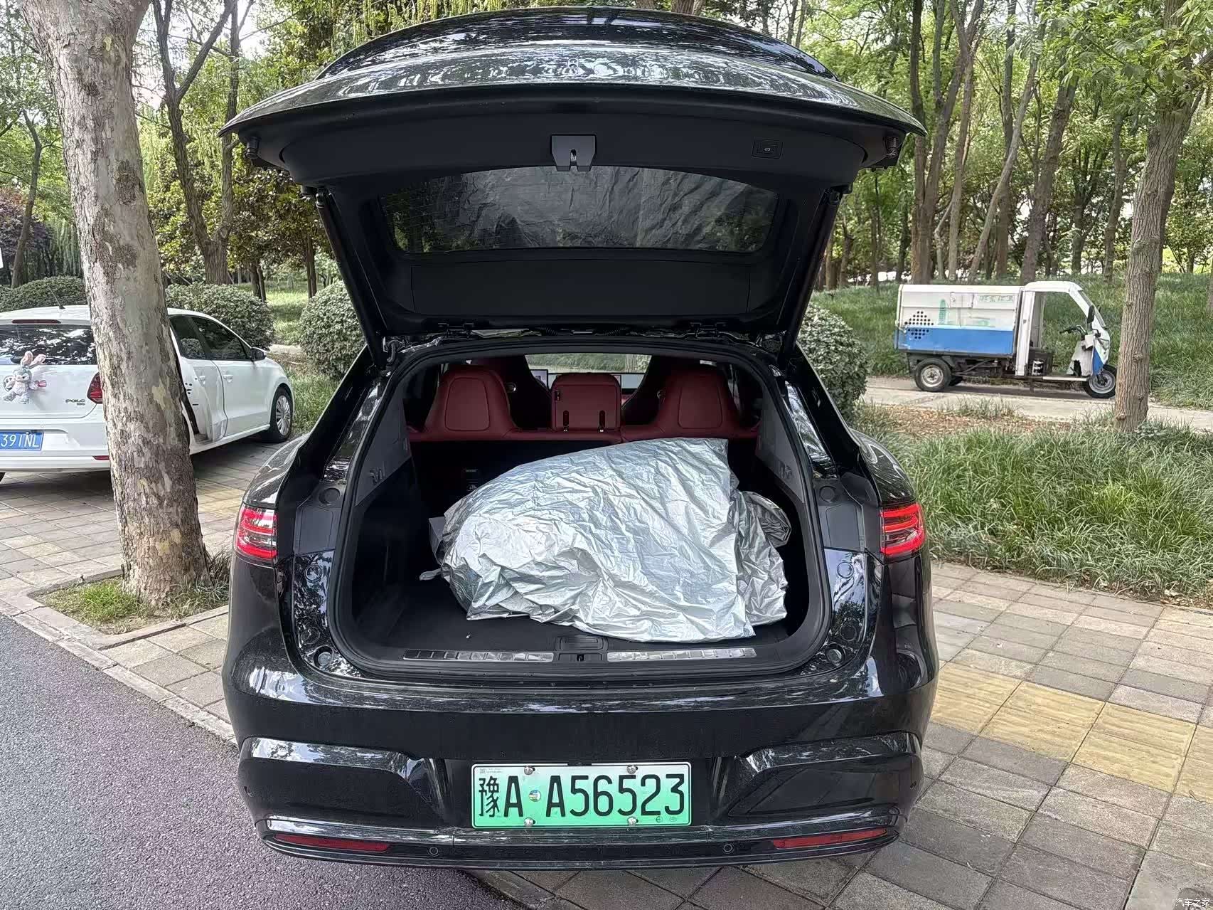 Luxeed R7, 2025 3