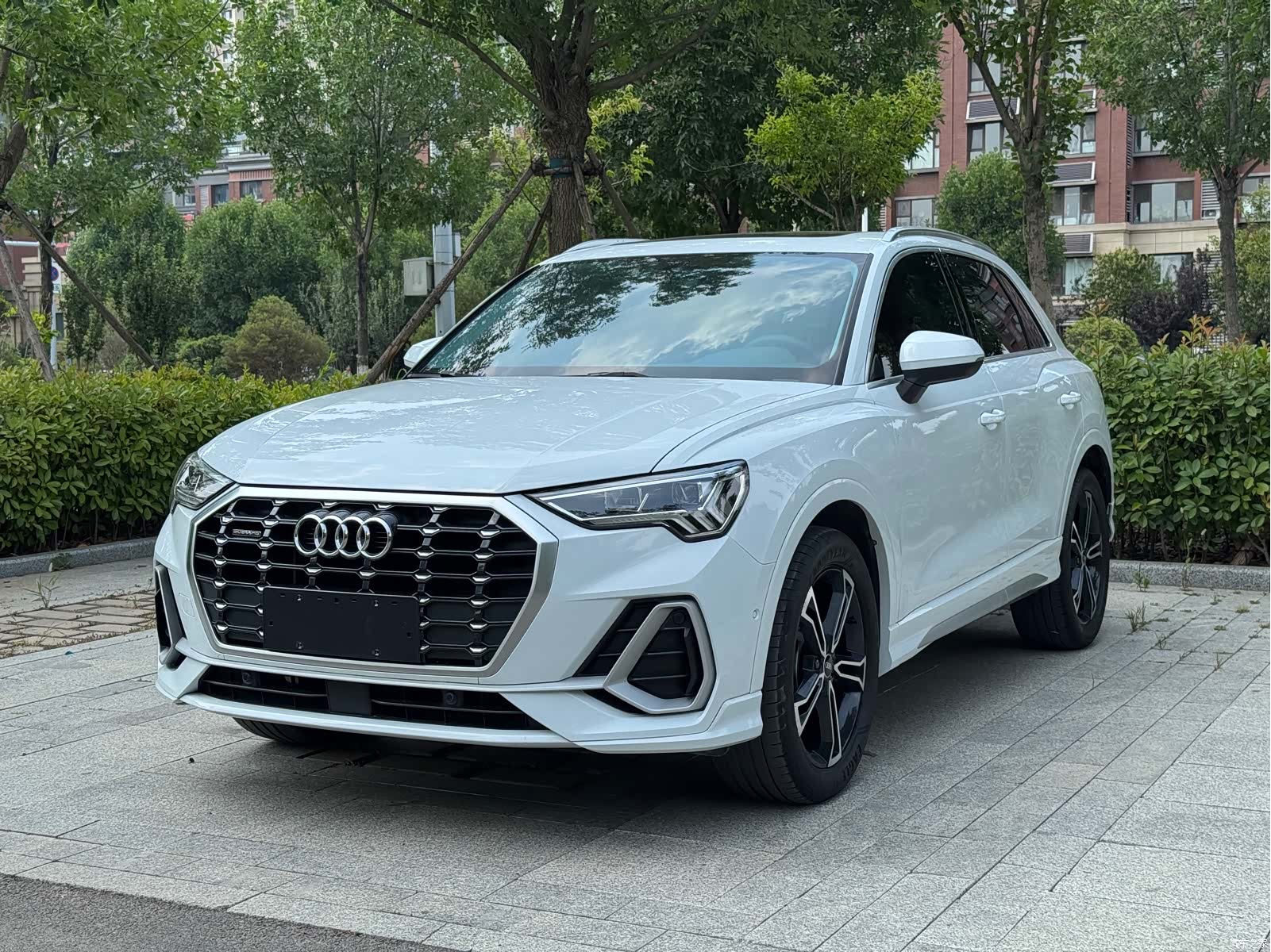 Audi Q3, 2022 4