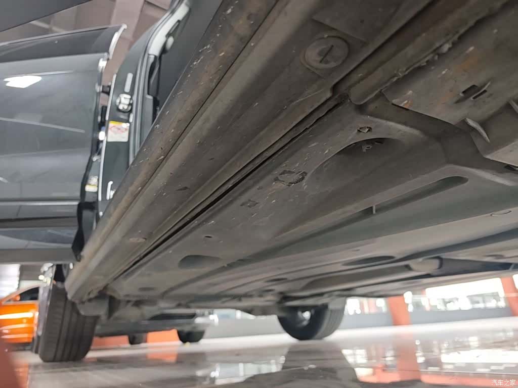 Audi Q2L, 2020 21