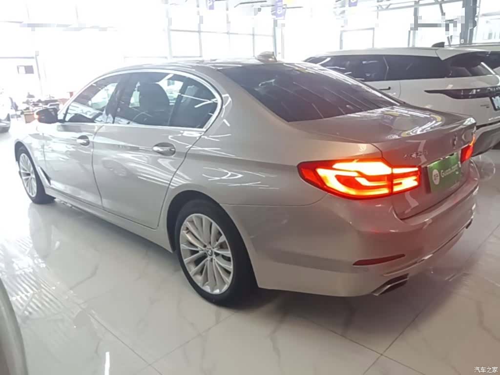 BMW 5 Series, 2018 все фото