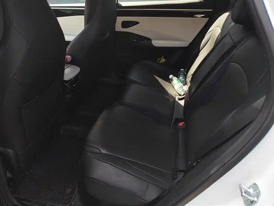 Geely Galaxy Galaxy L7