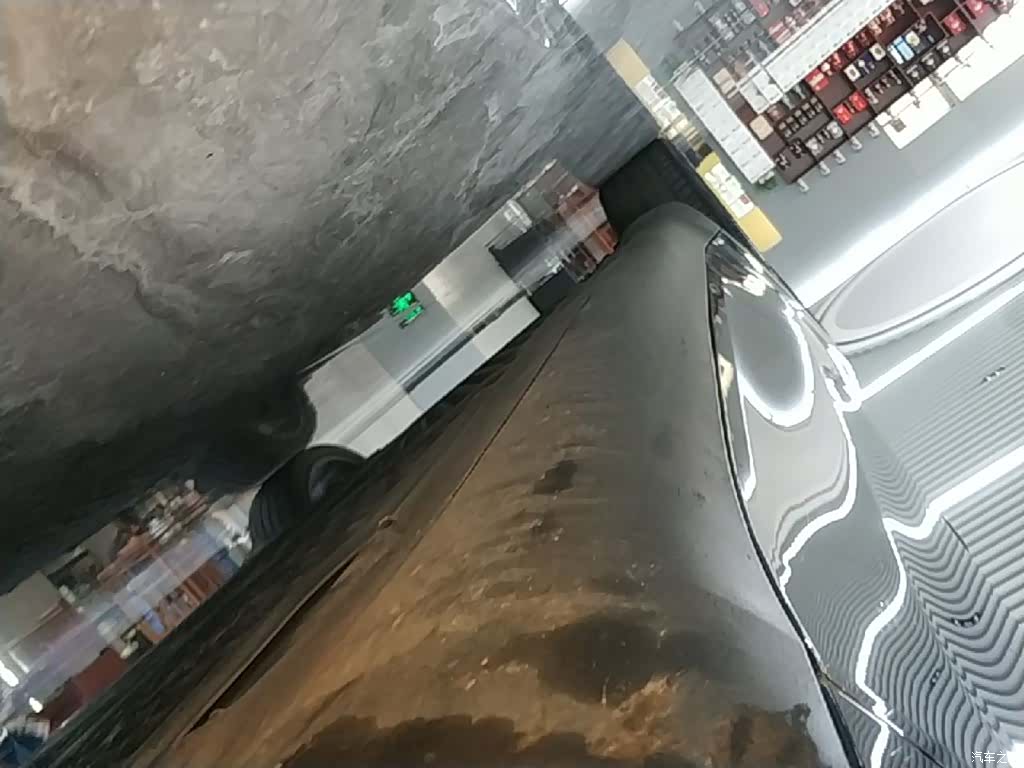Tesla Model Y, 2024 21