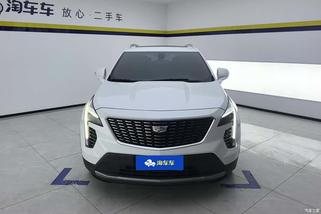 Cadillac XT4, 2021 2