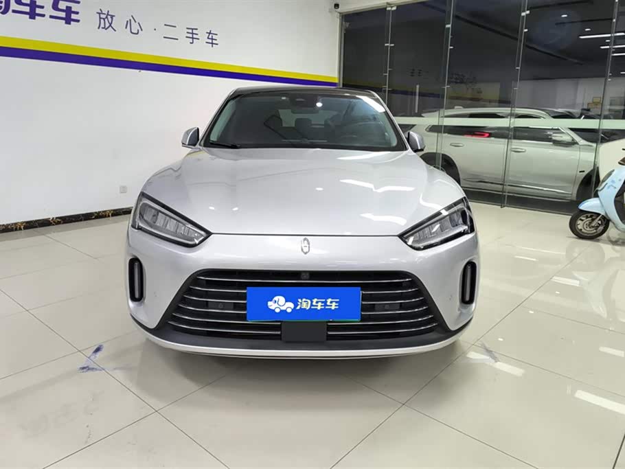 AITO Ask the world M5