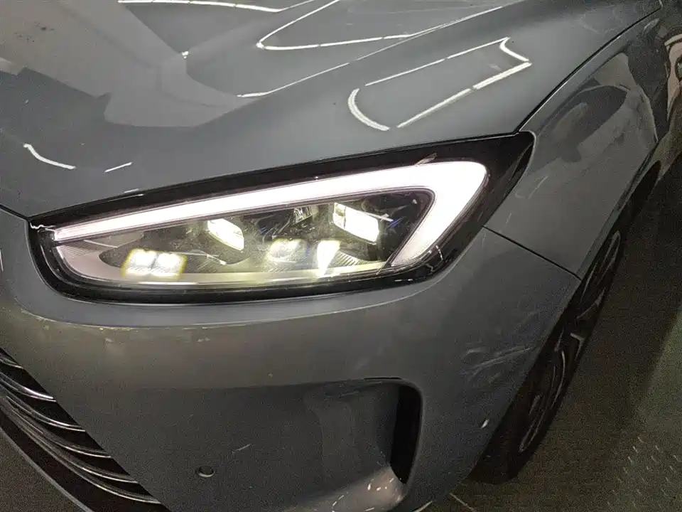 HarmonyOS Ask the world M5