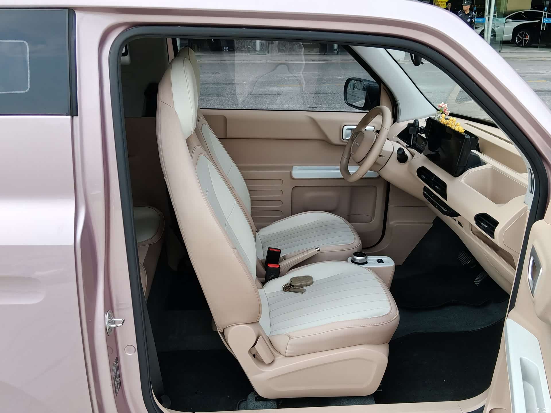 Geely Panda, 2024 13
