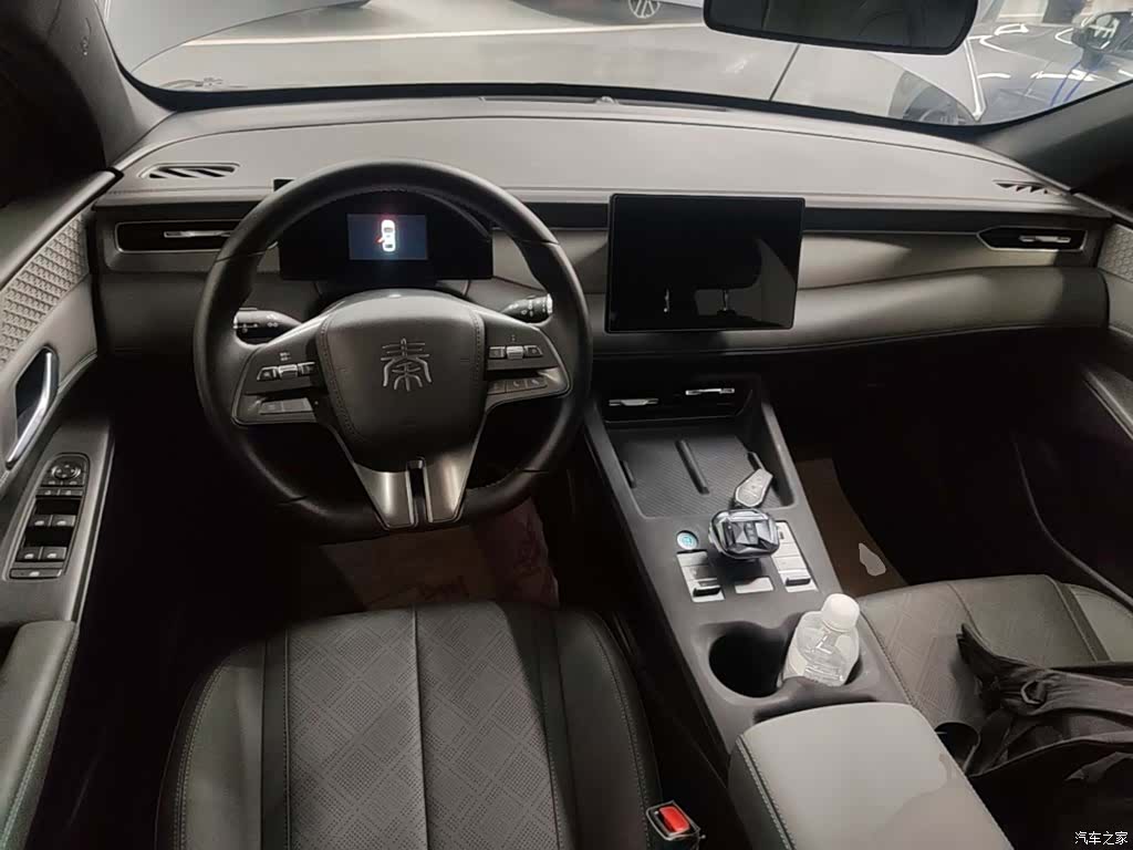 BYD Qin, 2025 10