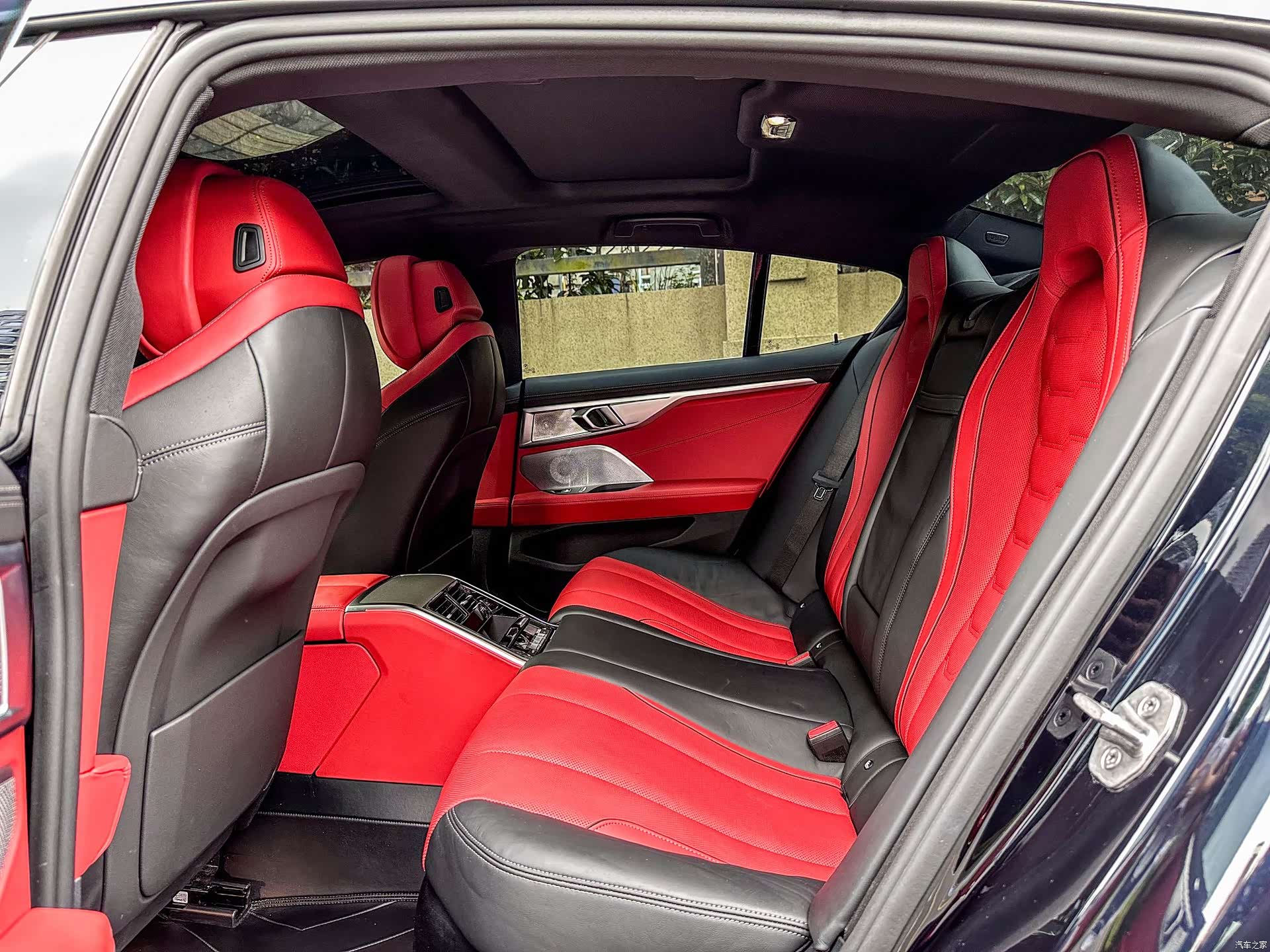 BMW 8 Series, 2022 14
