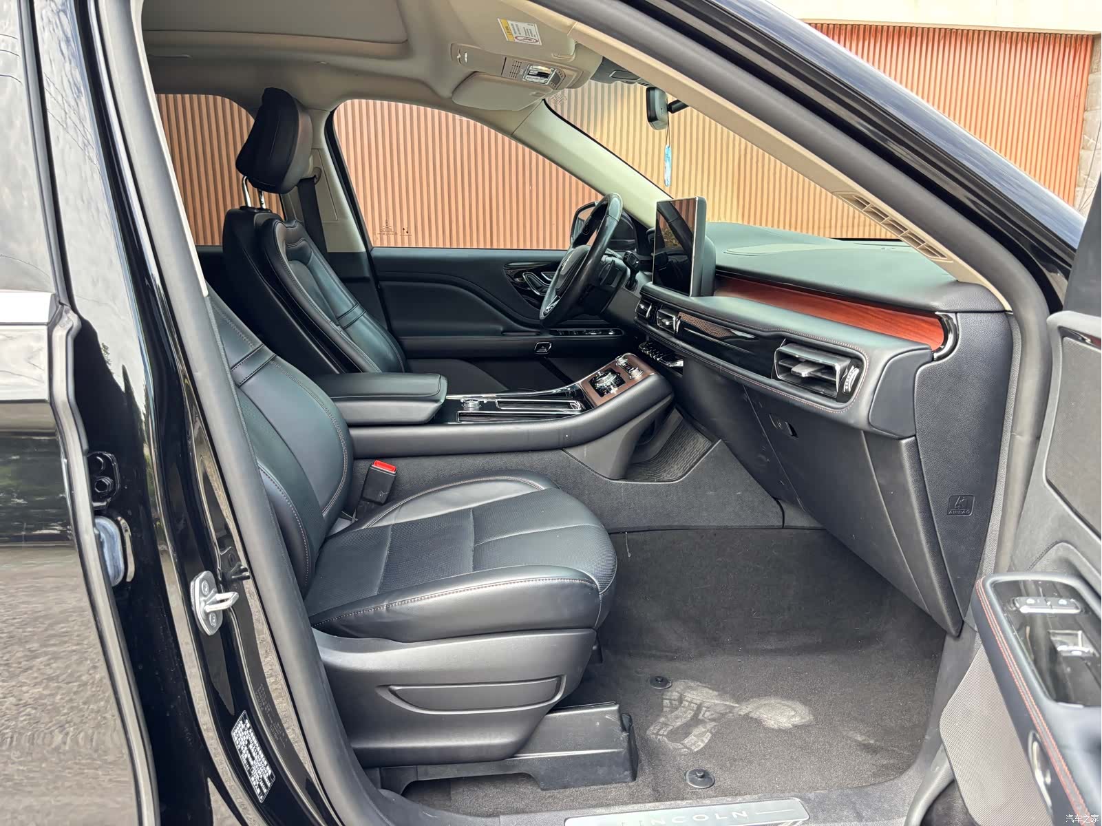 Lincoln Aviator, 2021 20