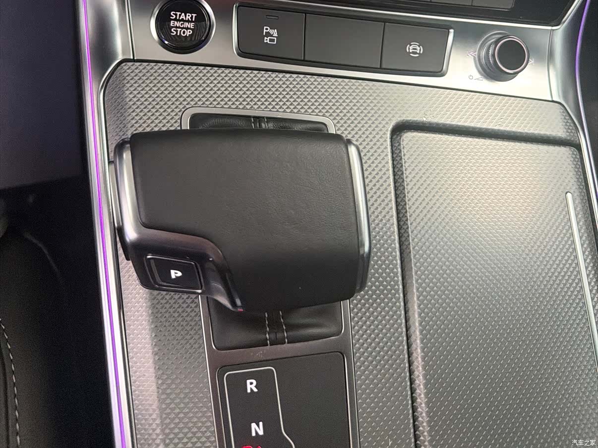 Audi A6L, 2021 15