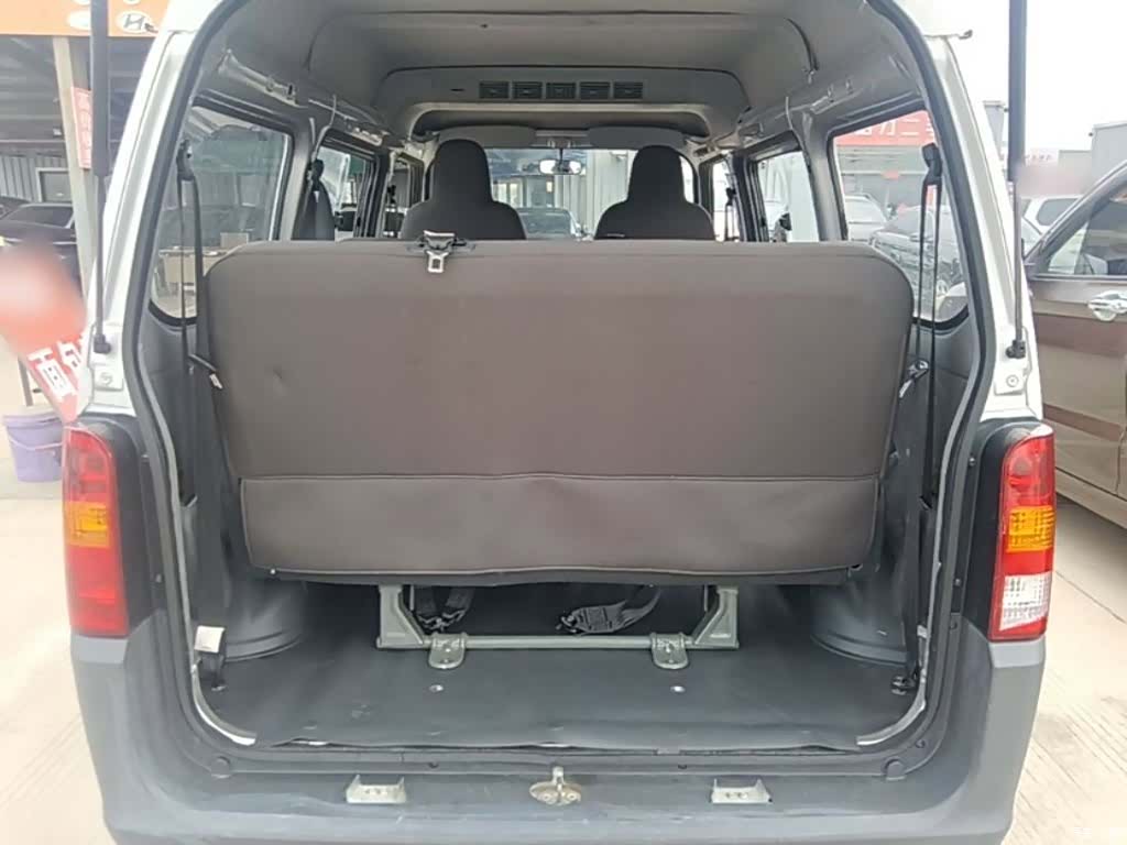 Wuling VI, 2023 19