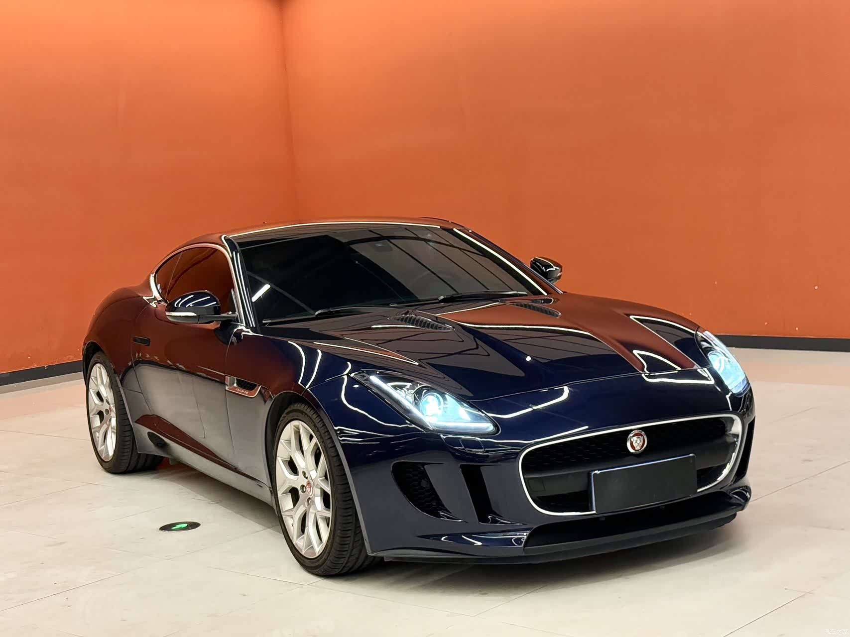 Jaguar F-TYPE, 2017 3