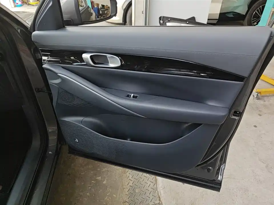 Geely Galaxy Galaxy E5