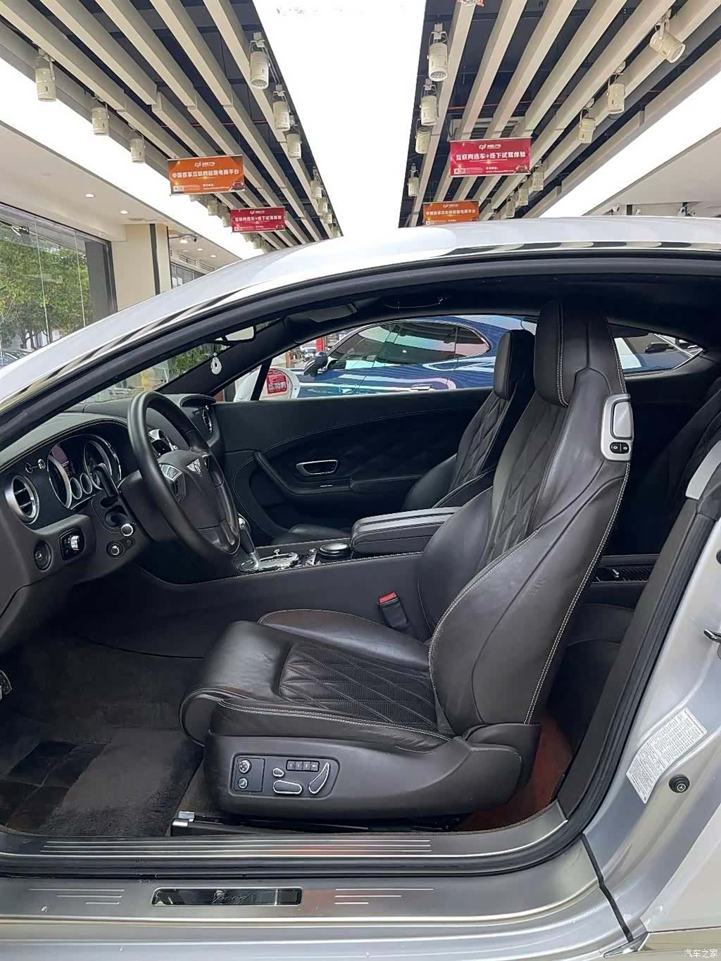 Bentley Continental GT, 2017 11